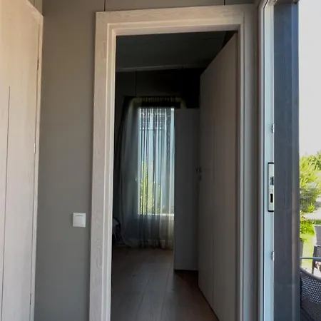 Jaukus Namelis Sventojoje * Паланга